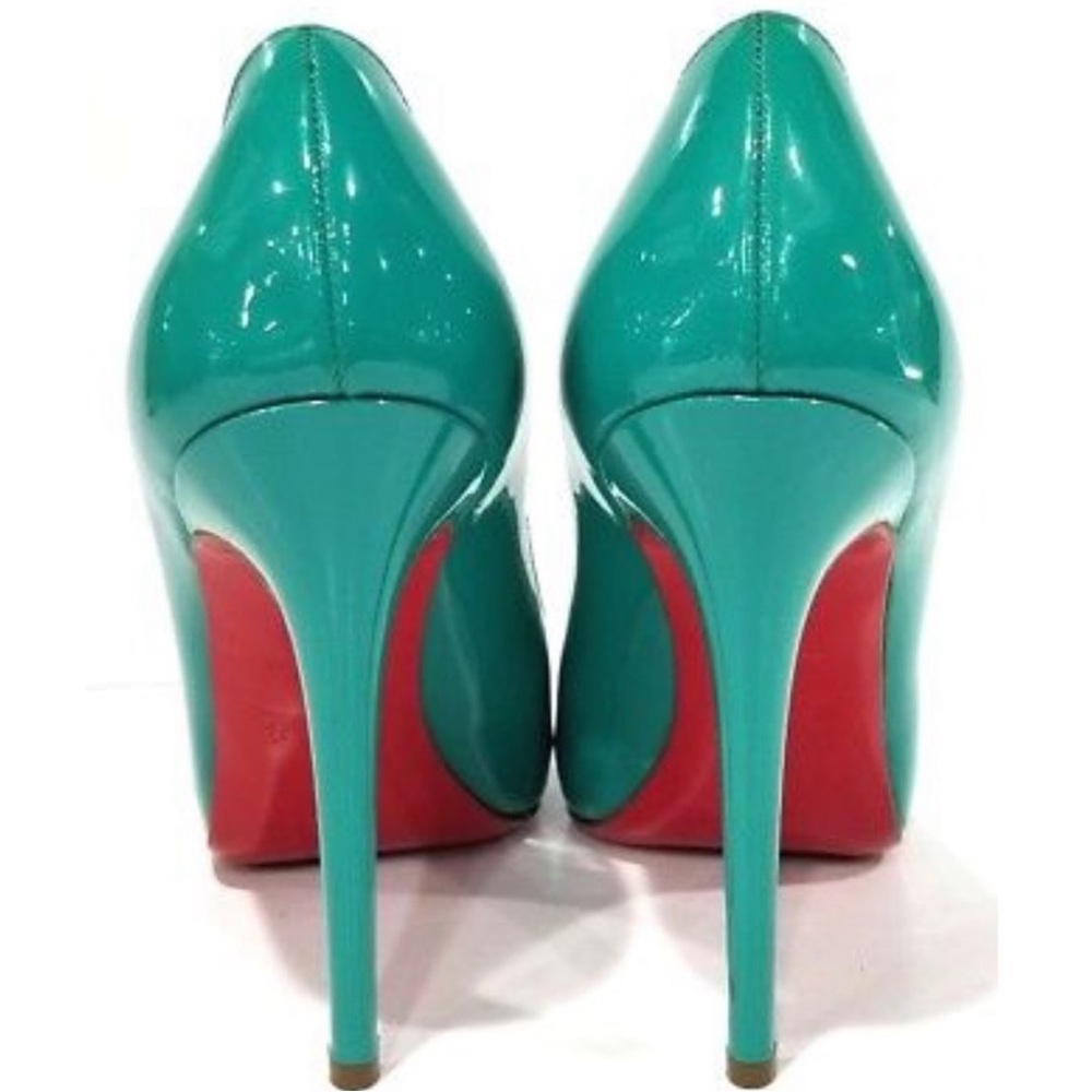 💥Host Pick💥Christian Louboutin US 7 EU 37  US6.5
